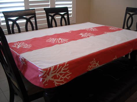 Table magic fitted tablecloths: The secret to a seamless and polished table setting